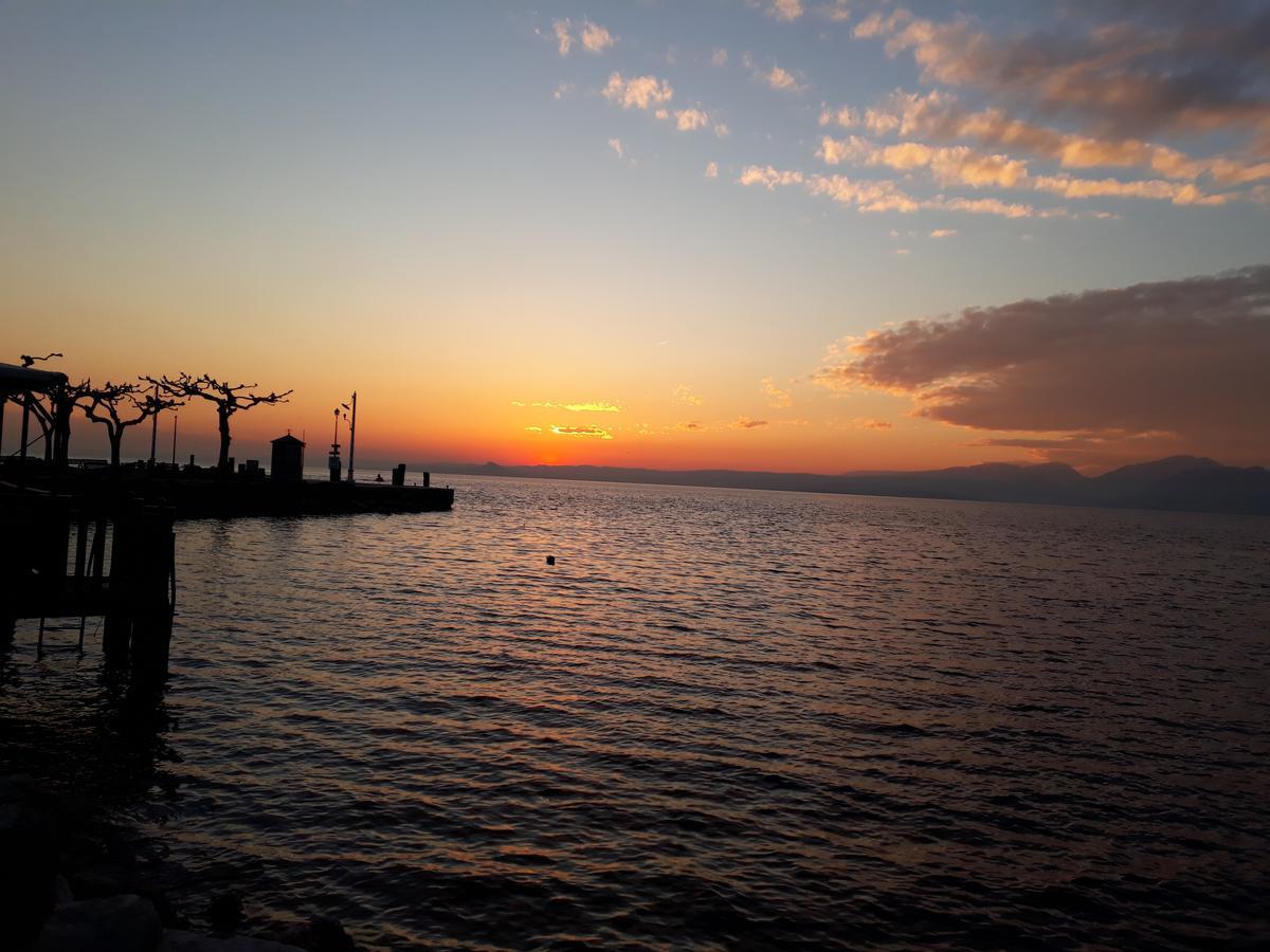 Casa Vacanza - Casa Del Padre Nascimbeni Torri Del Benaco Buitenkant foto